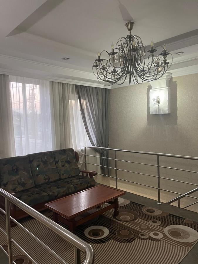 Роща 7 Hotel Bishkek Ngoại thất bức ảnh
