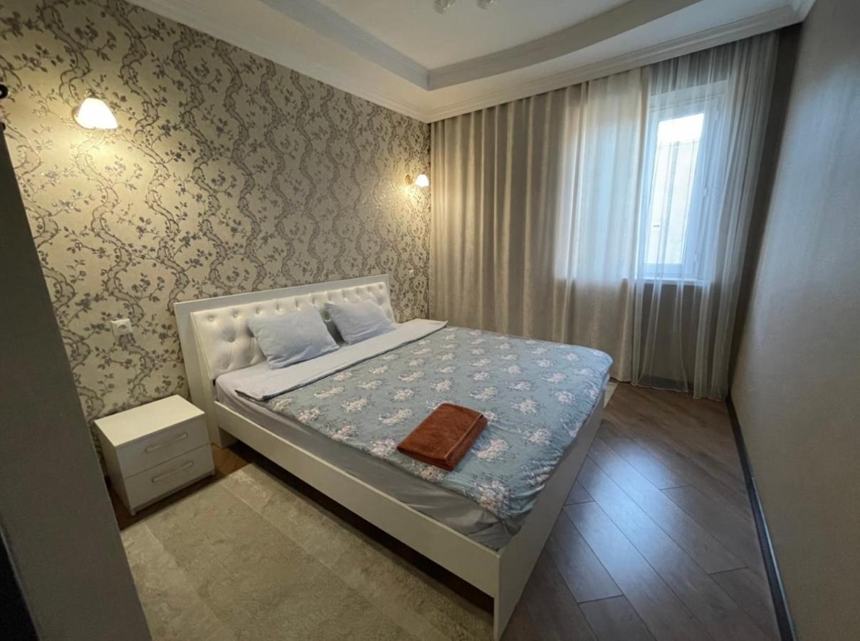 Роща 7 Hotel Bishkek Ngoại thất bức ảnh